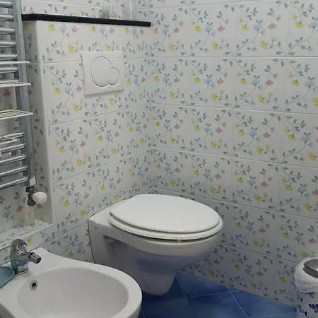 Casa Dei Mombri Noli