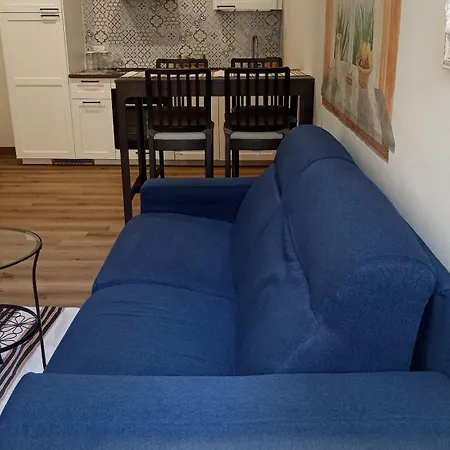 Casa Dei Mombri Bed and Breakfast 3*