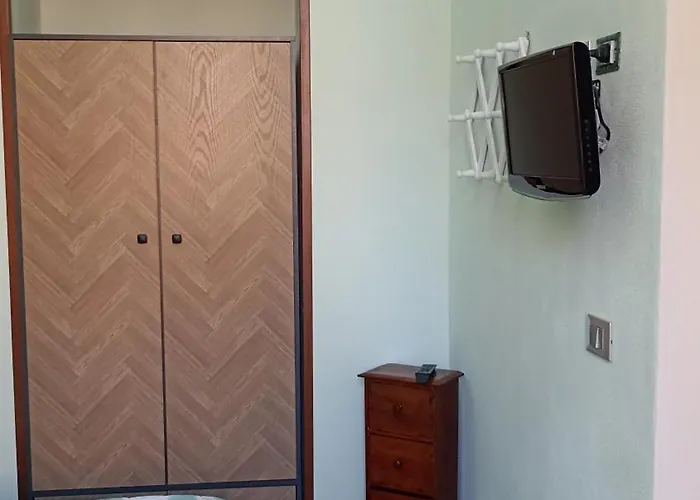 Bed & Breakfast Casa Dei Mombri 3*