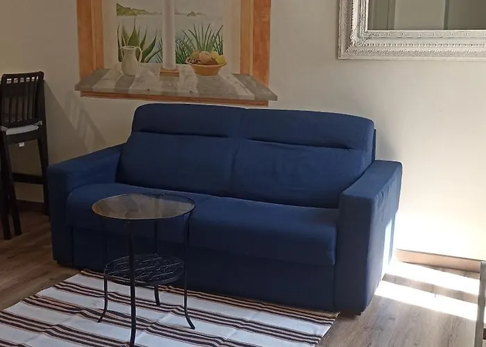 לינה וארוחת בוקר Casa Dei Mombri נולי